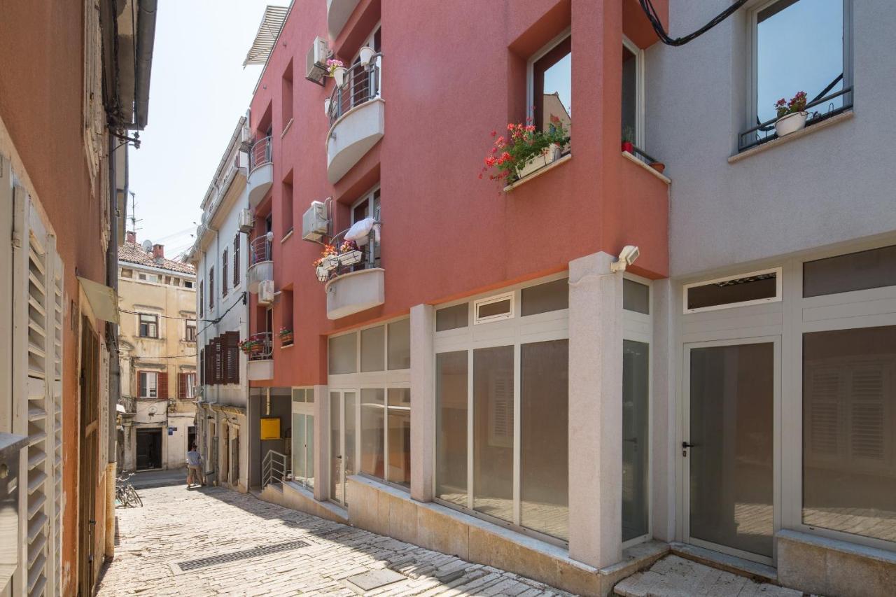 Luxury Apartments Casablanca/Vivaldi Pula Exterior photo